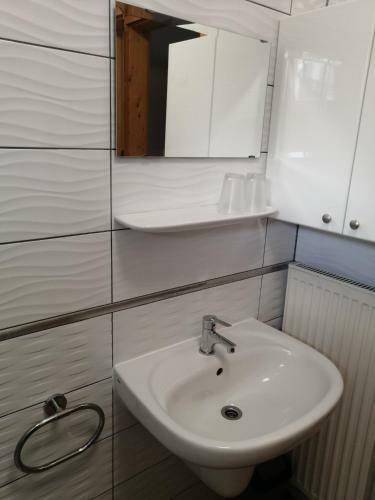 T�nde Apartman