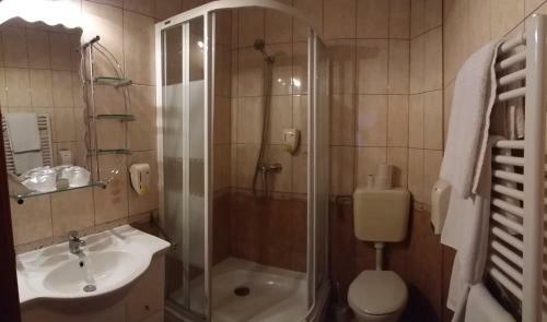 Kar�di Hotel