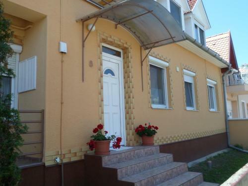 Hostal Makai Apartman