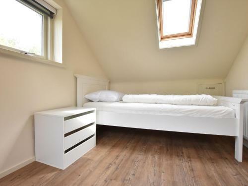 Comfortable Holiday Home In Lieveren Drenthe With Terrace
