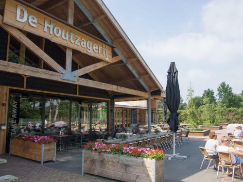 Holiday Home Europarcs Resort de Wije Werelt-5