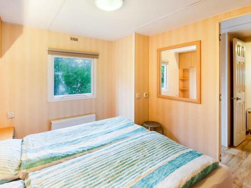 Welcoming Chalet In Renesse Near Seabeach