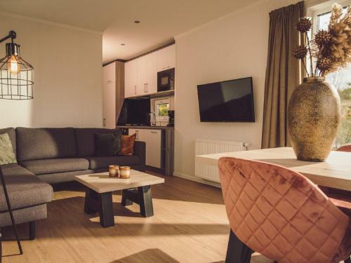 Modern Chalet With Wifi, Close To A Nature Reserve