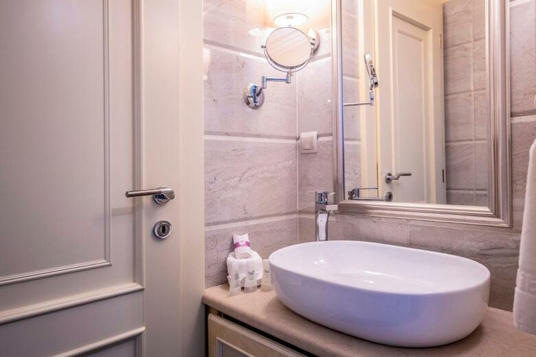 Hotel D�lib�b