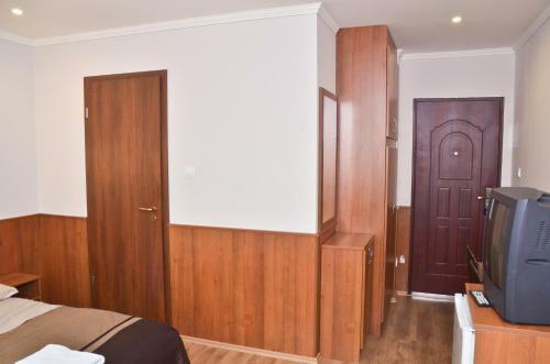 Albergue M�dia Panzi� �s Apartmanh�z