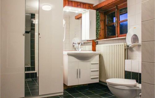 Awesome Home In Simpelveld W/ Wifi And 4 Bedrooms