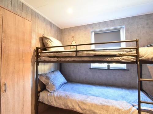 Premium Chalet In Sint Annaland With Garden