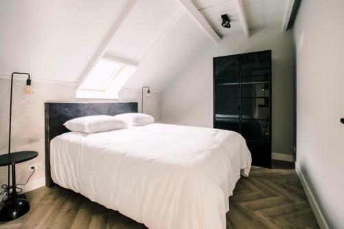 Apartamento Stadsvilla Luxurious 3 Room Loft Willem 2