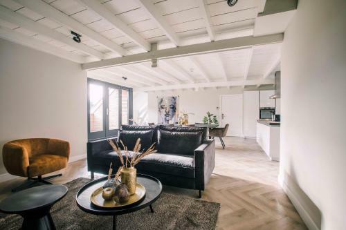 Apartamento Stadsvilla Luxurious 3 Room Loft Willem 2