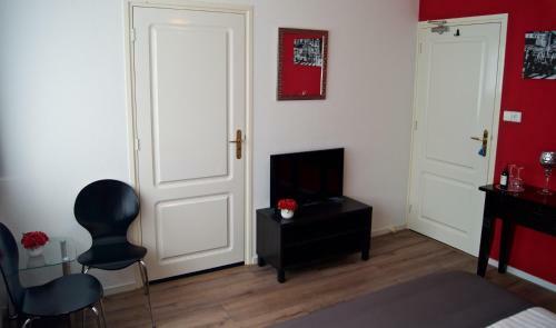 Hostal The Studio Guesthouse