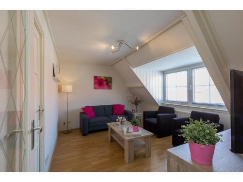 Charming Cottage In Westkapelle With Perfect Location