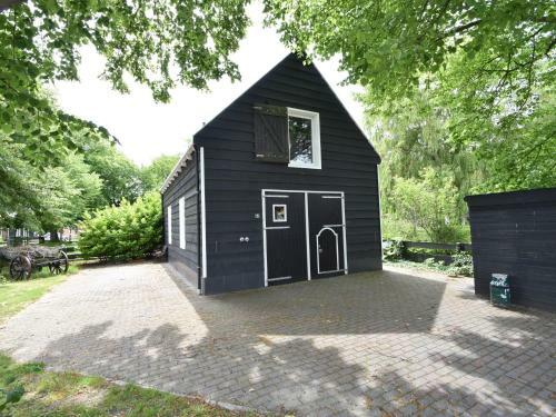 Modern Holiday Home In Wolphaartsdijk With Private Garden