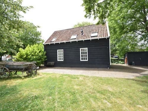 Modern Holiday Home In Wolphaartsdijk With Private Garden