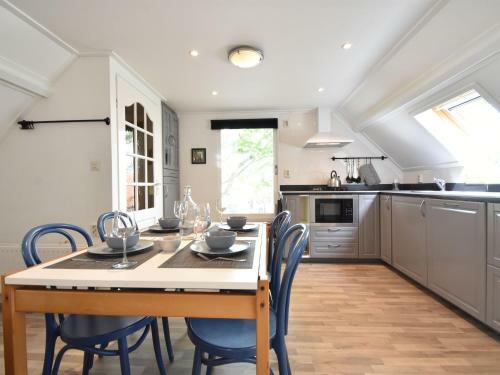 Modern Holiday Home In Wolphaartsdijk With Private Garden