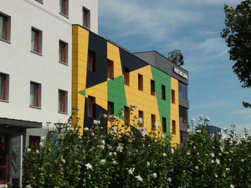 Whb Hotel