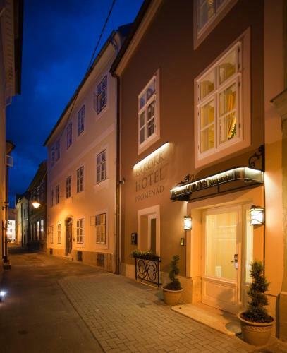 Barokk Hotel Promen�d