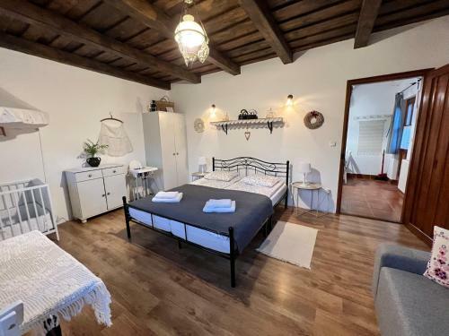Hostal Cseri Porta