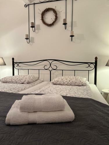 Hostal Cseri Porta
