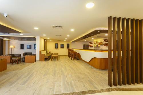Hotel Crowne Imperial