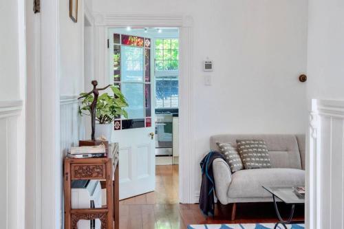 Classic 3br Home Just Steps To Ponsonby Rd