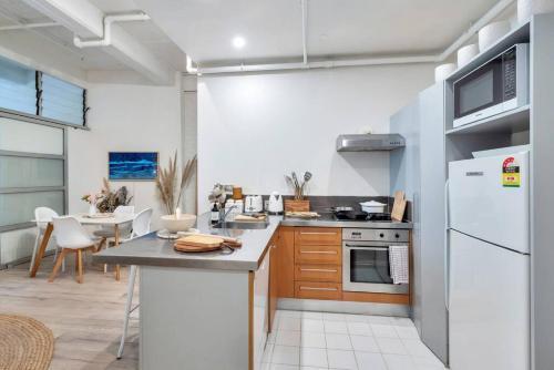 Apartamento Awesome, Cool Beachy 2br Cbd Gem - Wifi And Netflix