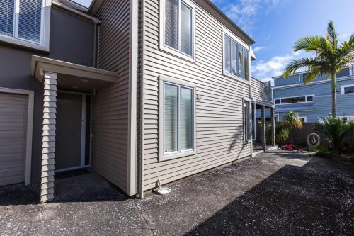 Apartamento Beachside Escape 1 Bed Guest Suite Parking