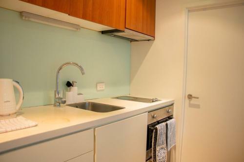 Apartamento Modern 1 Bdr Downtown Apt 3 Mins To Spark Arena