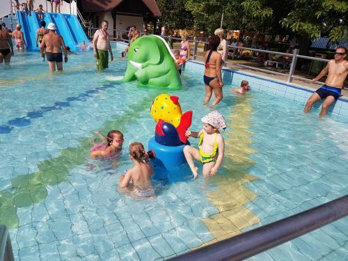 Hostal Ingrid Panzi�