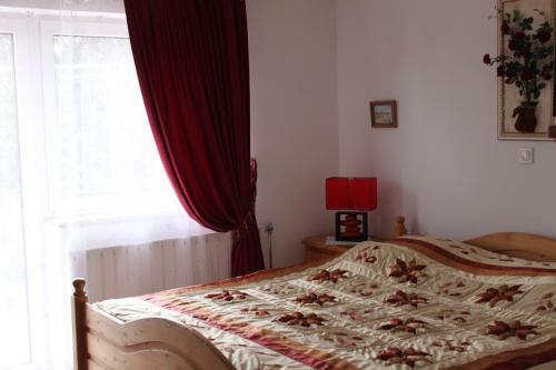 Hostal Ingrid Panzi�