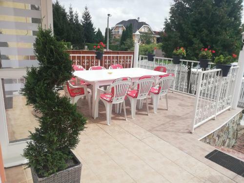 Elizabeth Apartmanh�z