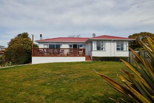 Bayview Vista - Kaikoura Holiday Home