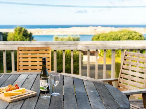 Talinga Ocean Views - Mangawhai Holiday Home