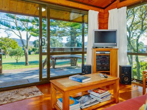 Gumhill Escape - Pauanui Holiday Home