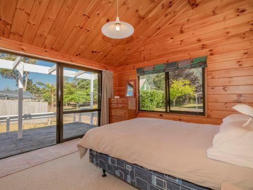 Lazy Daze Bach - Pauanui Holiday Home