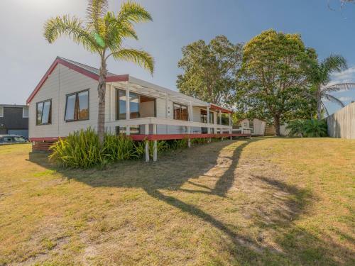 Lazy Daze Bach - Pauanui Holiday Home