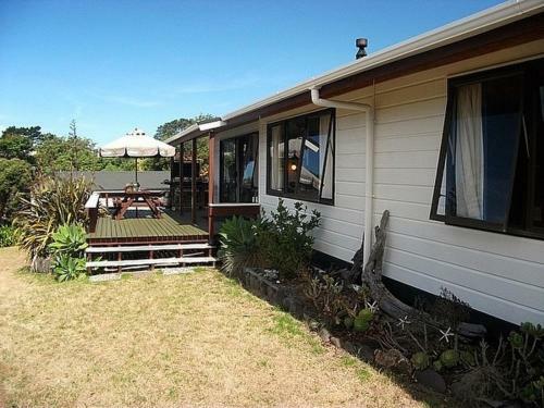 Relax At Pauanui - Pauanui Holiday Home