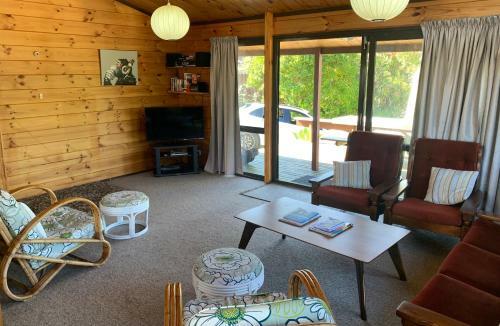 Relax At Pauanui - Pauanui Holiday Home