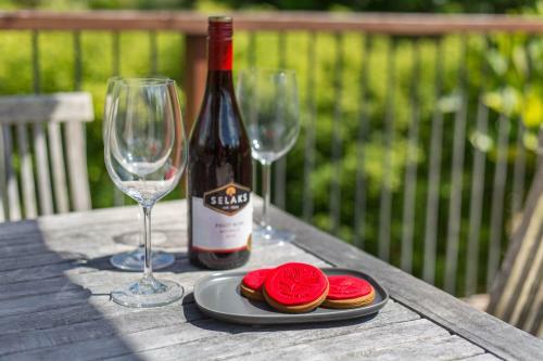 Peaceful Pokohui With Wifi - Raglan Holiday Home