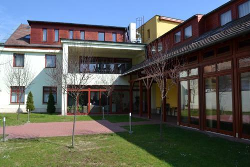 Hostal Althann Vend�gh�z �s Konferencia K�zpont