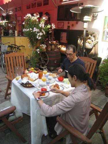 Bed & Breakfast F�nagy �s Walter Vend�g- �s Borh�z