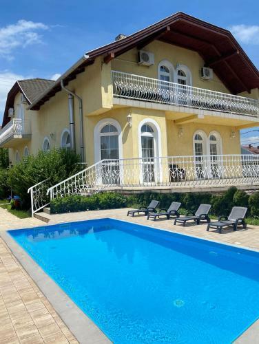Hostal Royal Villa