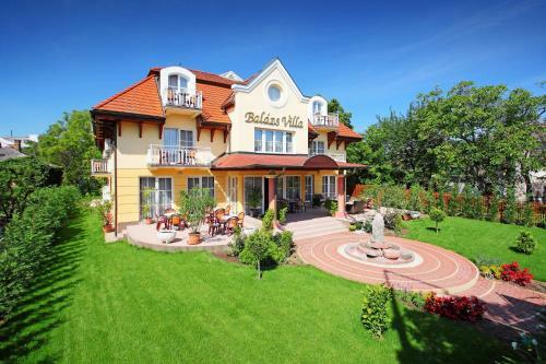 Hostal Balazs Villa