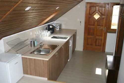 Hostal Villa Teleki