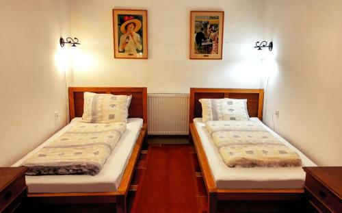 Hostal Villa Teleki