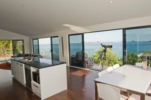 Tairua Magic - Tairua Holiday Home