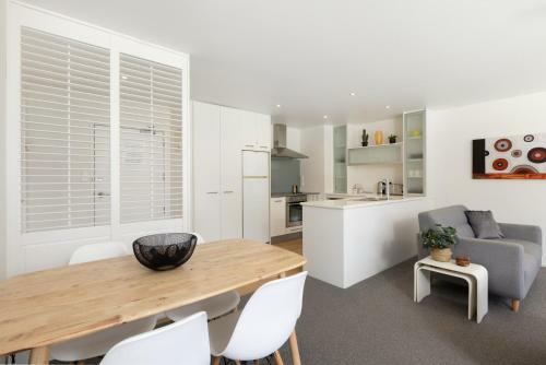 Apartamento Sunny And Spacious - Moments From The Beach And Downtown