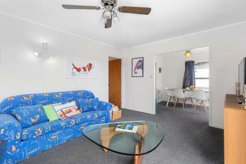 Brick On Bay - Red Beach Holiday Home