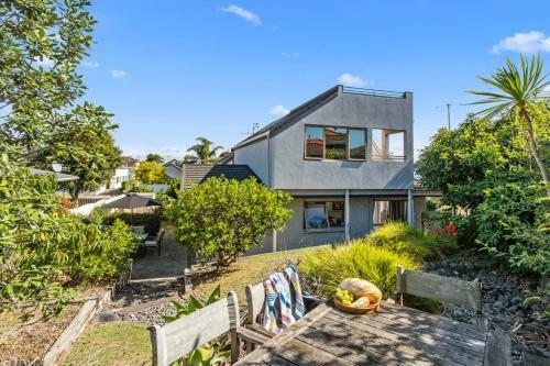 Sandcastles On Tay - Mt Maunganui Holiday Home