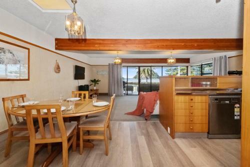 The Waves - Mt Maunganui Holiday Apartment