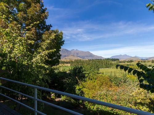 Vista Escape - Arrowtown Holiday Home